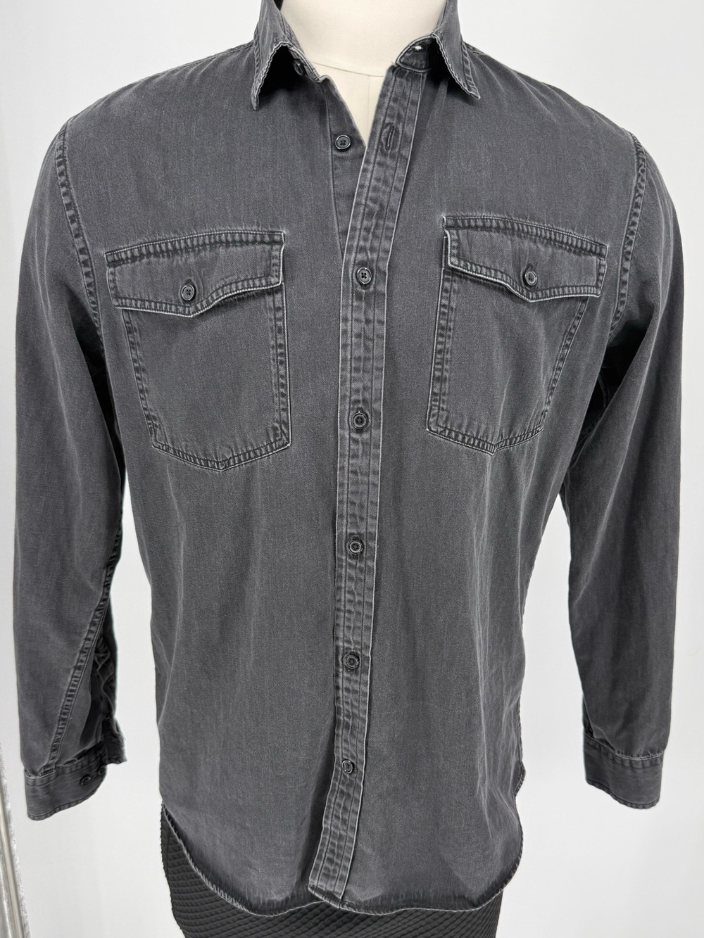 Banana Republic Washed Charcoal Gray Slim Fit Utility Shirt Size Large